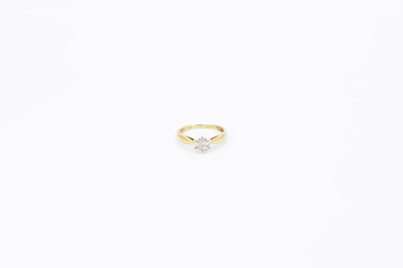 Anillo de oro de 18k con diamantes. de segunda mano. Joyería de ocasión | ROYALHYSTERIA