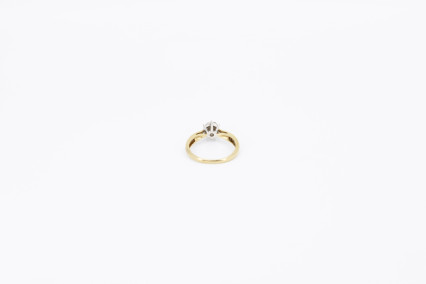 Anillo de oro de 18k con diamantes. de segunda mano. Joyería de ocasión | ROYALHYSTERIA