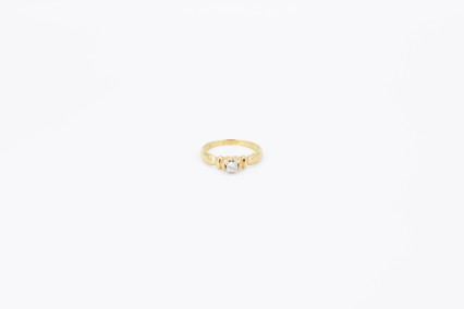 Anillo de oro de 18k con diamantes. de segunda mano. Joyería de ocasión | ROYALHYSTERIA