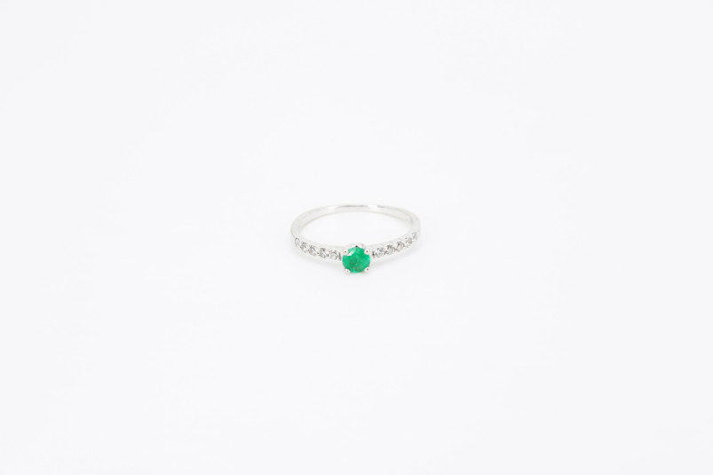 Anillo de oro blanco de 18k con diamantes. de segunda mano. Joyería de ocasión | ROYALHYSTERIA