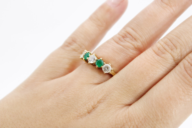 Anillo de oro de 18k. de segunda mano. Joyería de ocasión | ROYALHYSTERIA