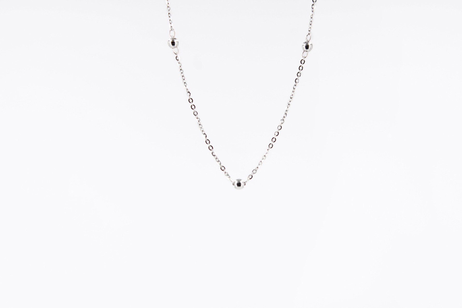 Cadena de oro blanco de 18k. de segunda mano. Joyería de ocasión | ROYALHYSTERIA
