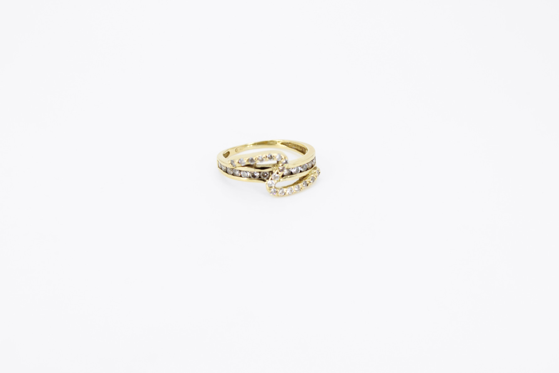 Anillo de oro de 18k. de segunda mano. Joyería de ocasión | ROYALHYSTERIA