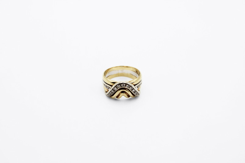 Anillo de oro combinado de 18k. de segunda mano. Joyería de ocasión | ROYALHYSTERIA