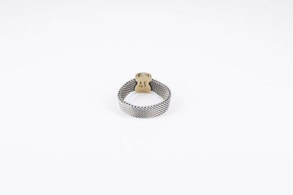Anillo de oro combinado de 18k. de segunda mano. Joyería de ocasión | ROYALHYSTERIA