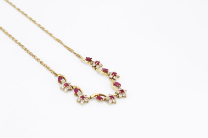 Collar de oro de 18k. de segunda mano. Joyería de ocasión | ROYALHYSTERIA