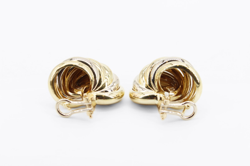Pendiente de oro de 18k. de segunda mano. Joyería de ocasión | ROYALHYSTERIA