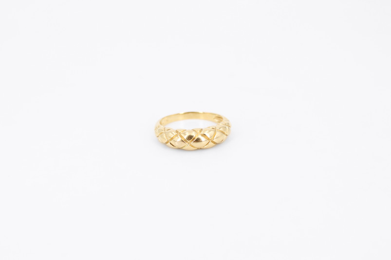 Anillo de oro de 18k. de segunda mano. Joyería de ocasión | ROYALHYSTERIA