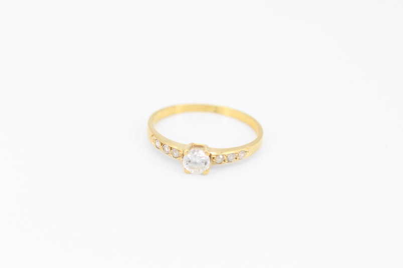 Anillo de oro de 18k. de segunda mano. Joyería de ocasión | ROYALHYSTERIA