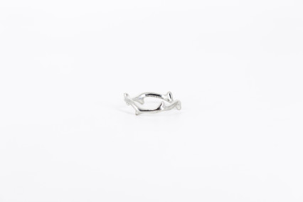 Anillo de oro blanco de 18k. de segunda mano. Joyería de ocasión | ROYALHYSTERIA