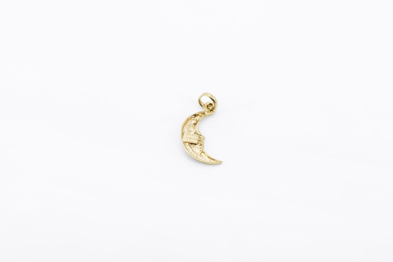 Colgante de oro de 18k. de segunda mano. Joyería de ocasión | ROYALHYSTERIA