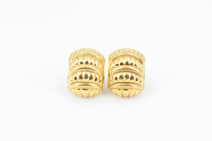 Pendiente de oro de 18k. de segunda mano. Joyería de ocasión | ROYALHYSTERIA