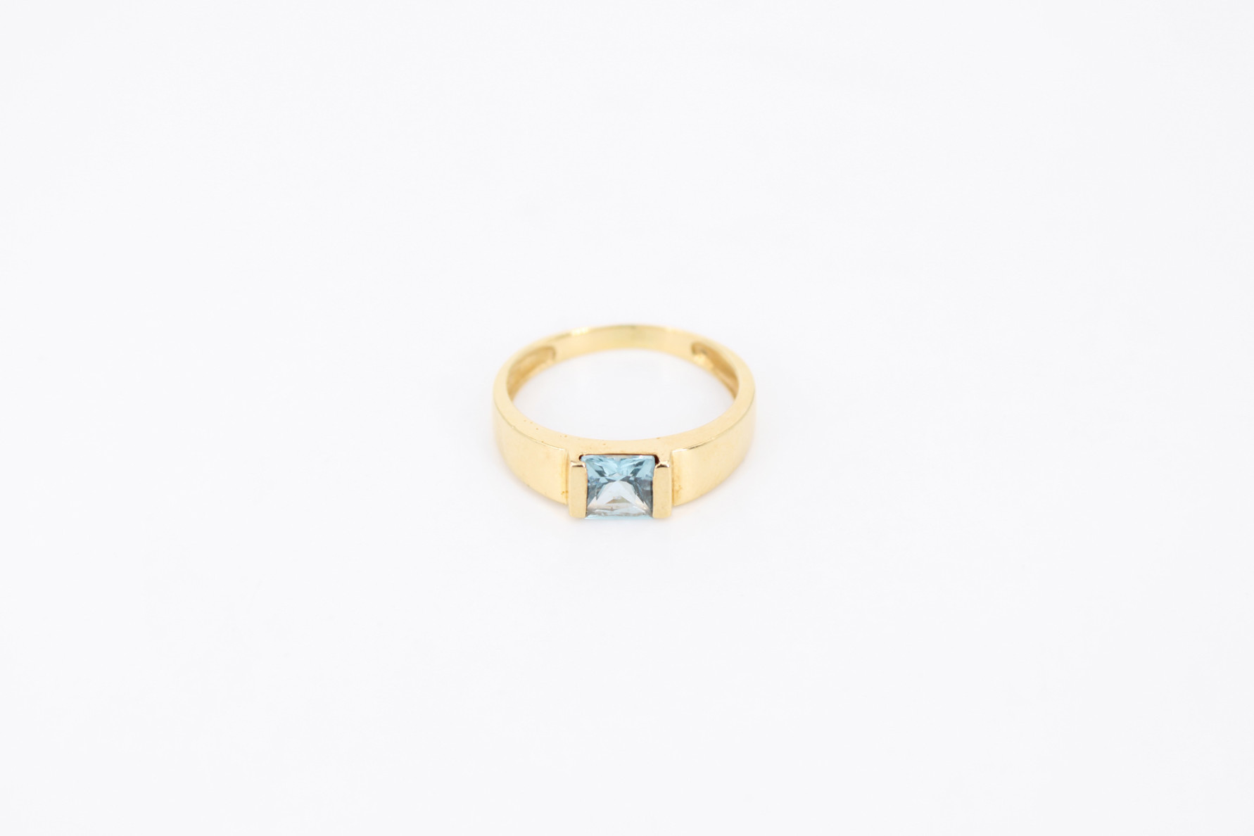 Solitario de oro de 18k. de segunda mano. Joyería de ocasión | ROYALHYSTERIA