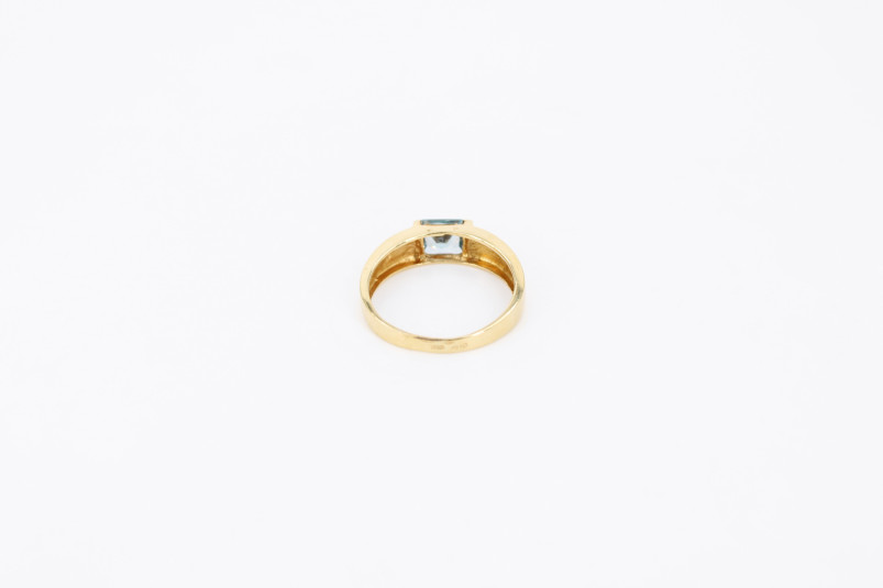 Solitario de oro de 18k. de segunda mano. Joyería de ocasión | ROYALHYSTERIA