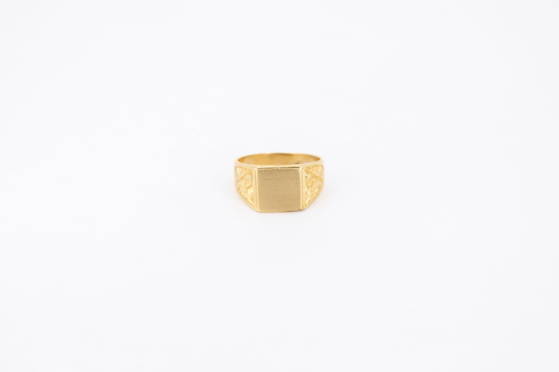 Sello de oro de 18k. de segunda mano. Joyería de ocasión | ROYALHYSTERIA