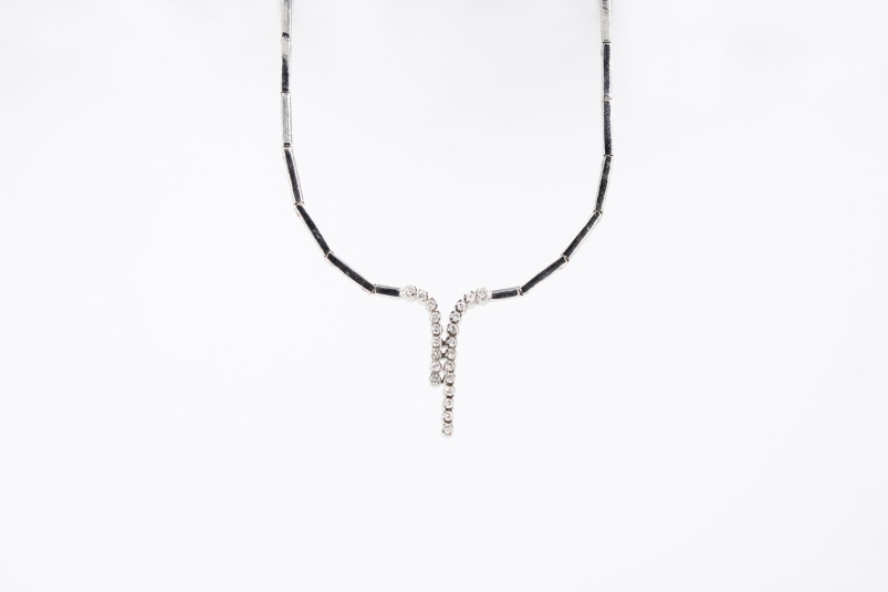 Gargantilla de oro blanco de 18k con diamantes. de segunda mano. Joyería de ocasión | ROYALHYSTERIA