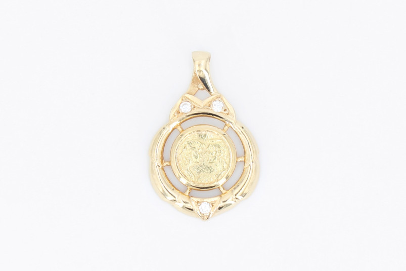 Colgante de oro de 18k. de segunda mano. Joyería de ocasión | ROYALHYSTERIA