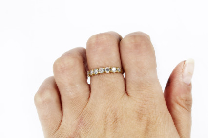 Anillo de oro de 18k. de segunda mano. Joyería de ocasión | ROYALHYSTERIA