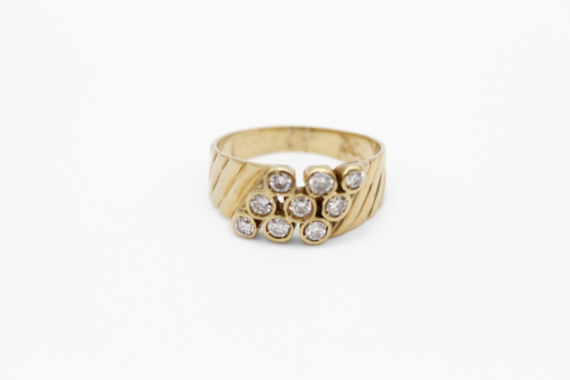 Anillo de oro de 18k con diamantes. de segunda mano. Joyería de ocasión | ROYALHYSTERIA