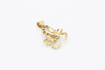 Colgante de oro de 18k. de segunda mano. Joyería de ocasión | ROYALHYSTERIA