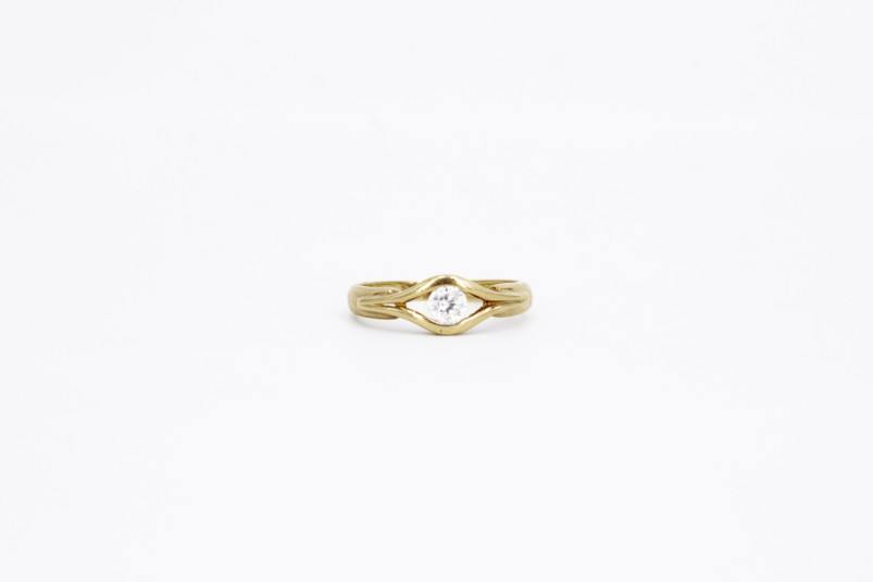 Anillo de oro de 18k. de segunda mano. Joyería de ocasión | ROYALHYSTERIA