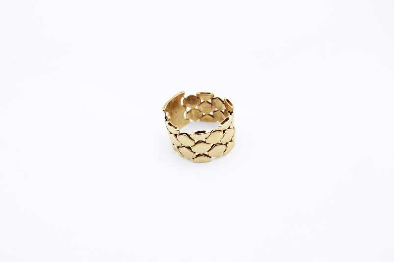 Anillo de oro de 18k. de segunda mano. Joyería de ocasión | ROYALHYSTERIA