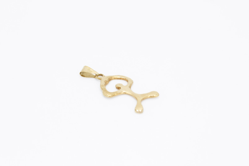 Colgante de oro de 18k. de segunda mano. Joyería de ocasión | ROYALHYSTERIA
