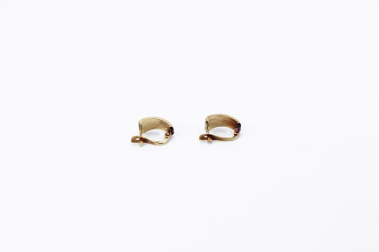 Pendiente de oro de 18k. de segunda mano. Joyería de ocasión | ROYALHYSTERIA