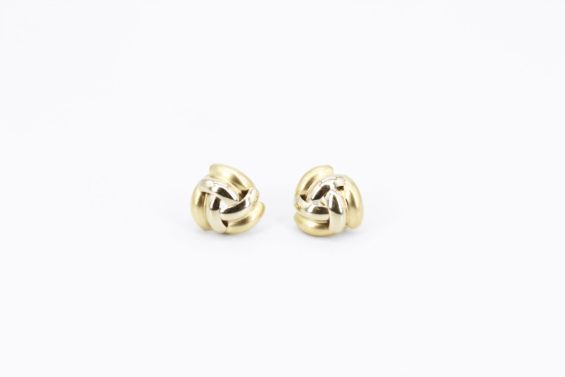 Pendiente de oro combinado de 18k. de segunda mano. Joyería de ocasión | ROYALHYSTERIA
