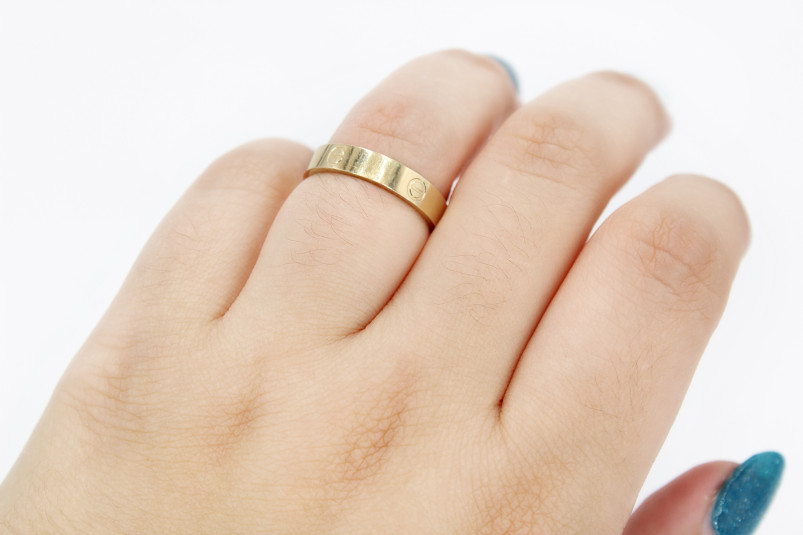 Alianza de oro de 18k. de segunda mano. Joyería de ocasión | ROYALHYSTERIA