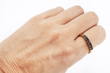 Anillo de oro de 18k. de segunda mano. Joyería de ocasión | ROYALHYSTERIA