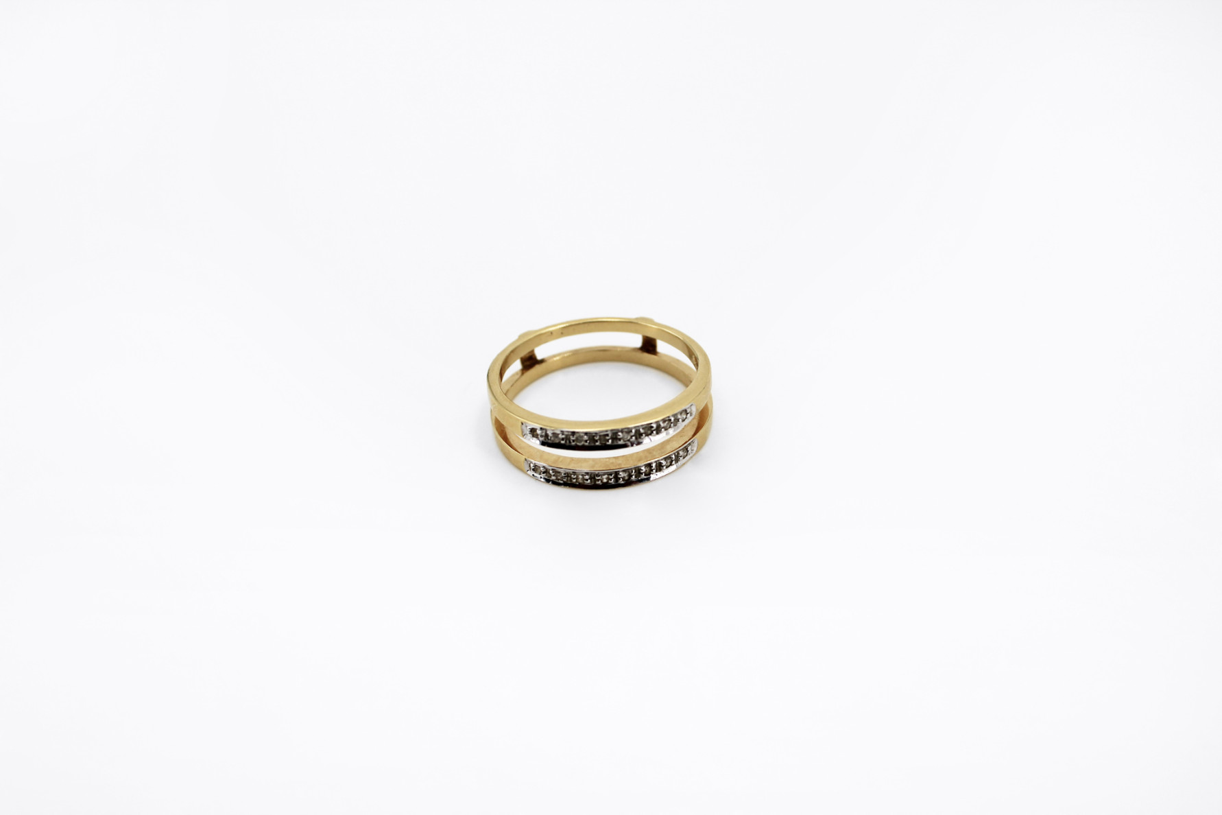Anillo de oro de 18k. de segunda mano. Joyería de ocasión | ROYALHYSTERIA