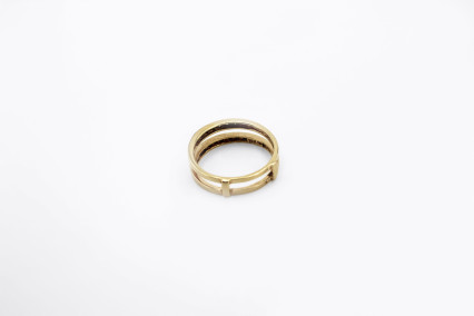 Anillo de oro de 18k. de segunda mano. Joyería de ocasión | ROYALHYSTERIA