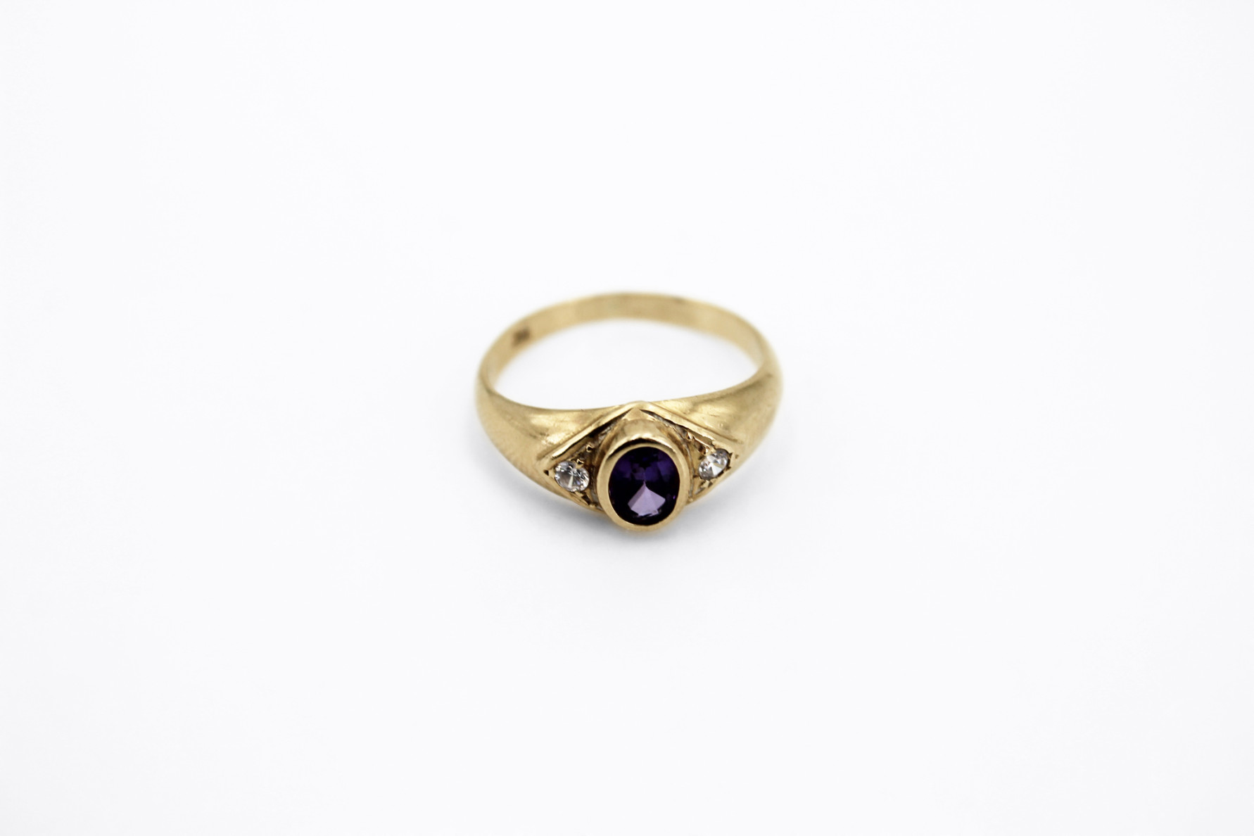 Anillo de oro de 18k. de segunda mano. Joyería de ocasión | ROYALHYSTERIA