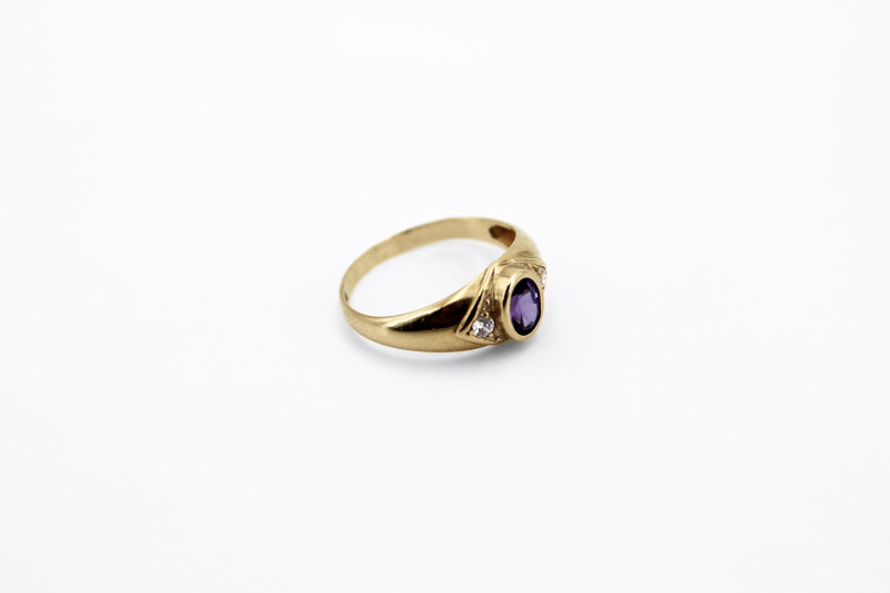 Anillo de oro de 18k. de segunda mano. Joyería de ocasión | ROYALHYSTERIA