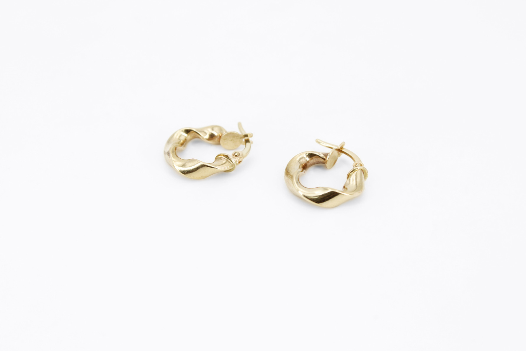 Aro de oro de 18k. de segunda mano. Joyería de ocasión | ROYALHYSTERIA