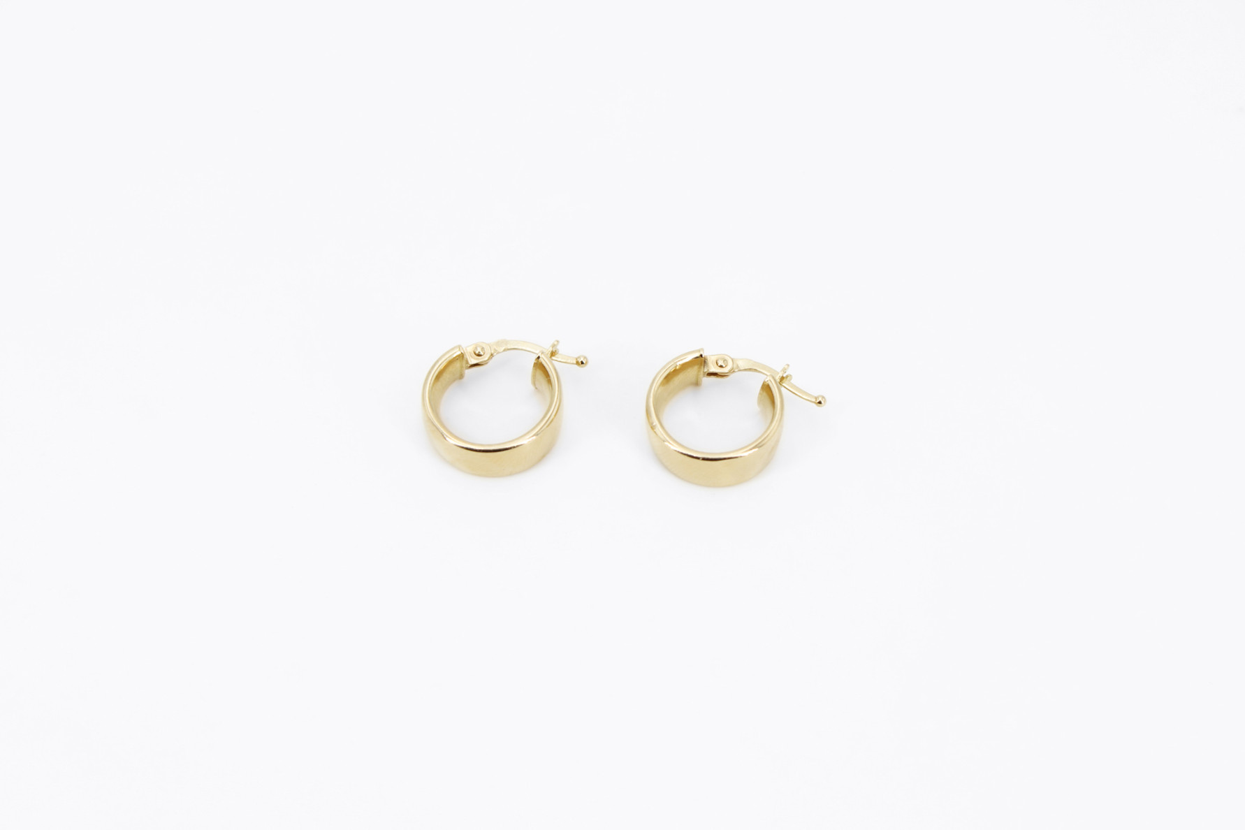 Aro de oro de 18k. de segunda mano. Joyería de ocasión | ROYALHYSTERIA