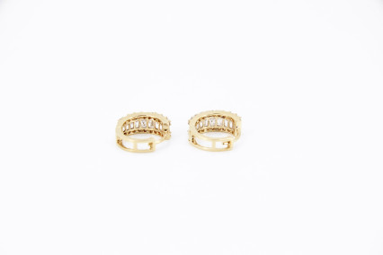 Pendiente de oro de 18k. de segunda mano. Joyería de ocasión | ROYALHYSTERIA
