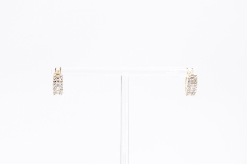 Pendiente de oro de 18k. de segunda mano. Joyería de ocasión | ROYALHYSTERIA