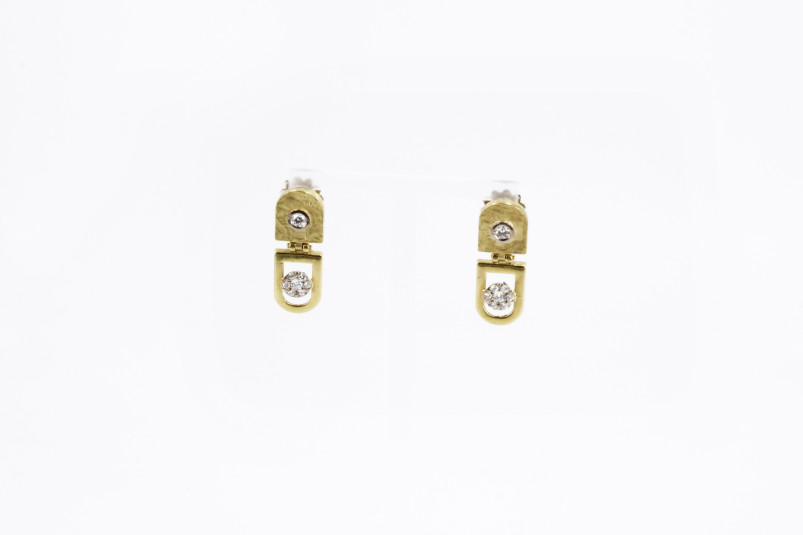 Pendiente de oro de 18k con diamantes. de segunda mano. Joyería de ocasión | ROYALHYSTERIA