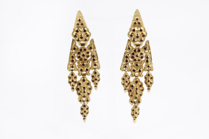 Pendiente de oro de 18k. de segunda mano. Joyería de ocasión | ROYALHYSTERIA