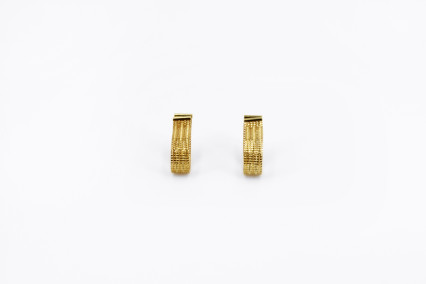 Pendiente de oro de 18k. de segunda mano. Joyería de ocasión | ROYALHYSTERIA