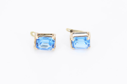 Pendiente de oro de 18k. de segunda mano. Joyería de ocasión | ROYALHYSTERIA