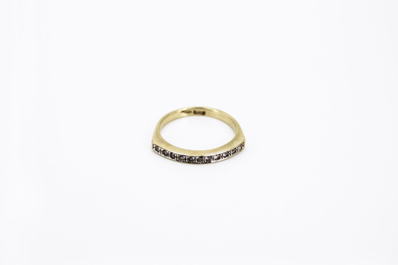 Anillo de oro de 18k. de segunda mano. Joyería de ocasión | ROYALHYSTERIA