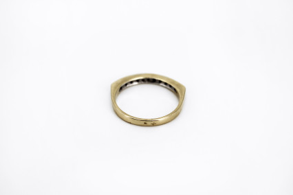 Anillo de oro de 18k. de segunda mano. Joyería de ocasión | ROYALHYSTERIA