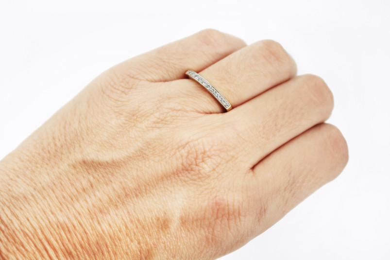 Anillo de oro de 18k. de segunda mano. Joyería de ocasión | ROYALHYSTERIA