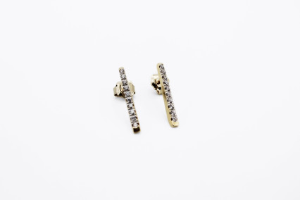 Pendiente de oro de 18k. de segunda mano. Joyería de ocasión | ROYALHYSTERIA