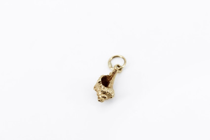 Colgante de oro de 18k. de segunda mano. Joyería de ocasión | ROYALHYSTERIA