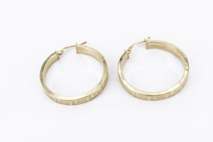 Aro de oro de 18k. de segunda mano. Joyería de ocasión | ROYALHYSTERIA