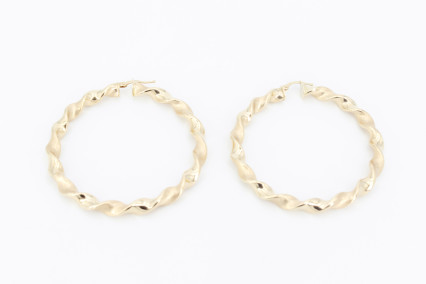 Aro de oro de 18k. de segunda mano. Joyería de ocasión | ROYALHYSTERIA